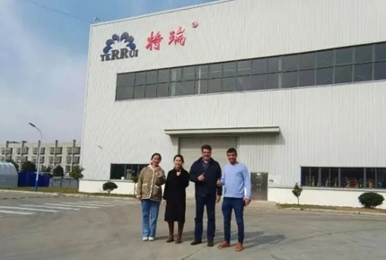 私たちのTerrui家畜機器工場のツアー: 私たちの牛水トラフ、家畜ファン、子牛小屋のハイライト