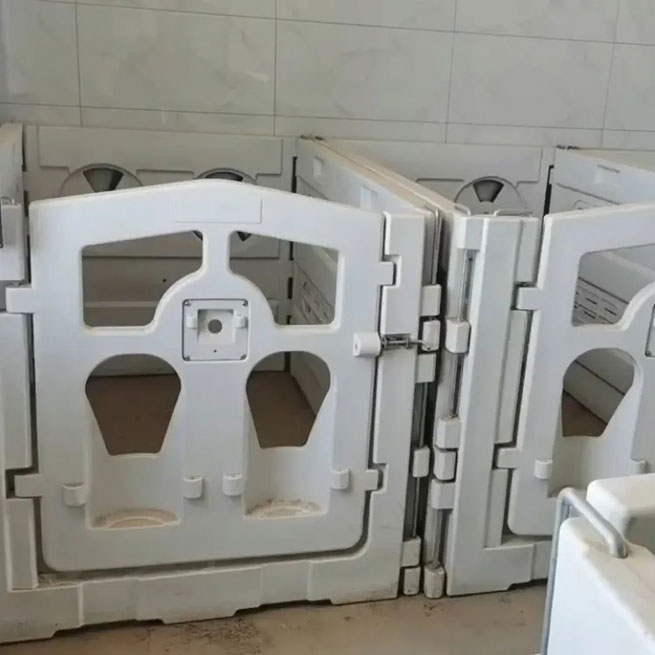 Calf Pen Plastic Calf Hutch Livestock Equipment One-stop Supply Calf Pen Plastic Calf Hutch Livestock Equipment One-stop Supply