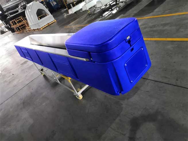 Upgraded Cow Drinking Trough Stainless Steel Liner, the Bottom Can be Heated Upgraded Cow Drinking Trough Stainless Steel Liner, the Bottom Can be Heated