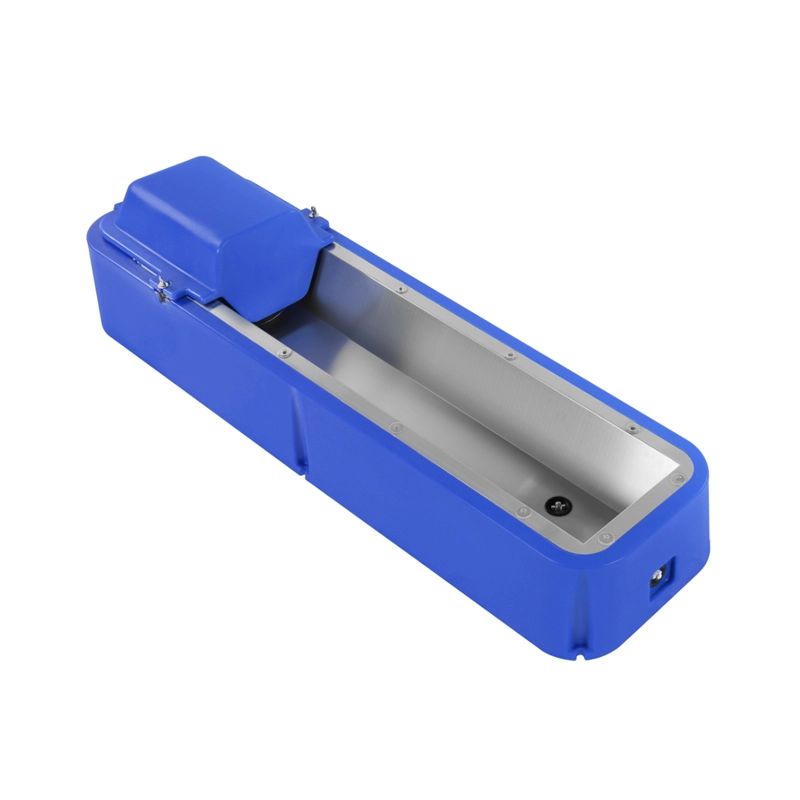 2.25m/7.4ft。ステンレスパネル牛水トラフを開く